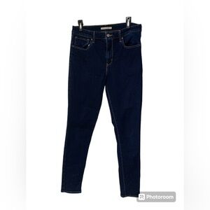 Levi’s | 721 high rise skinny jeans size 31